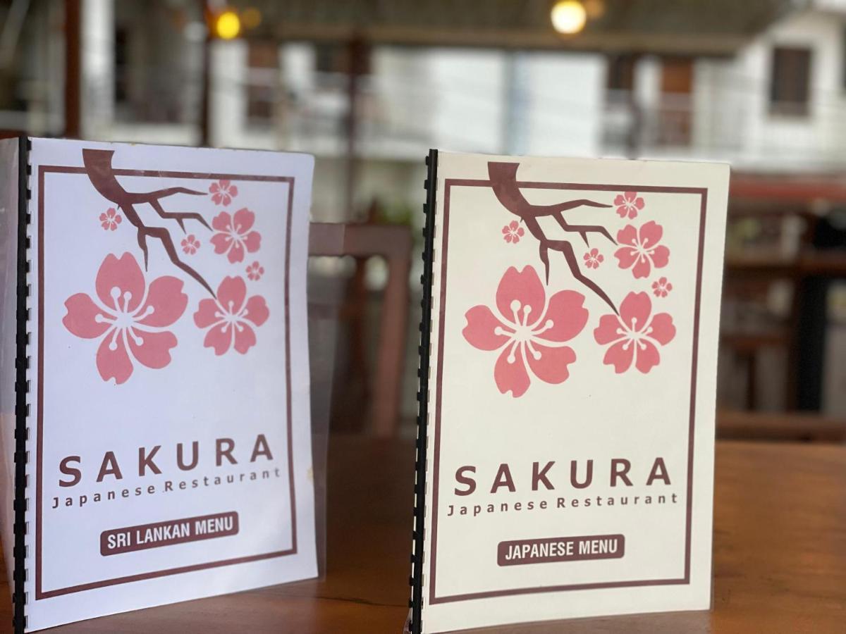 Hotel Izakaya Sakura Kandy Kültér fotó